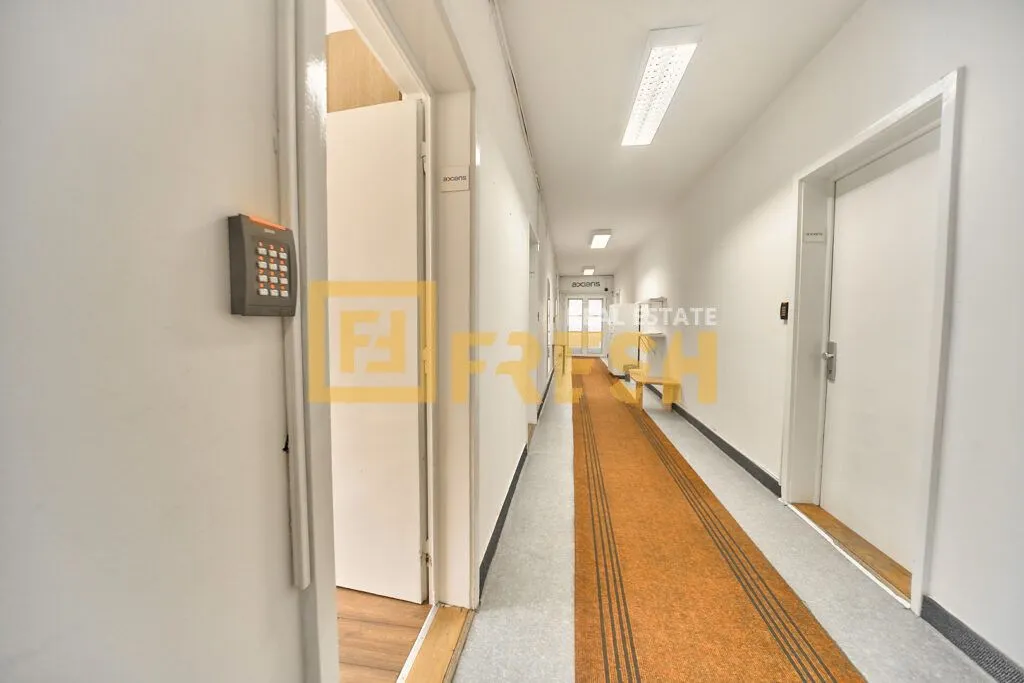 Rent, office space, 33m², Preko Morače, Podgorica