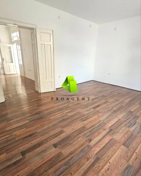 Rent, office space, 115m², Medijana, Niš