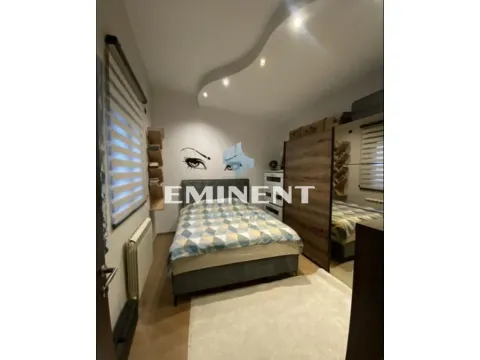 Izdavanje, trosoban stan, 165m², Vračar Hram, Vračar Sve Podlokacije - image 11