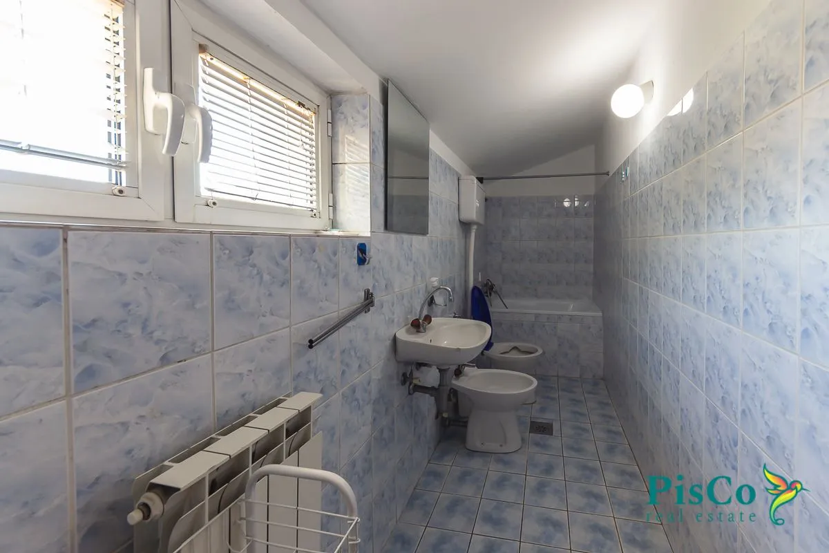 Rent, house, 250m², Zabjelo, Podgorica