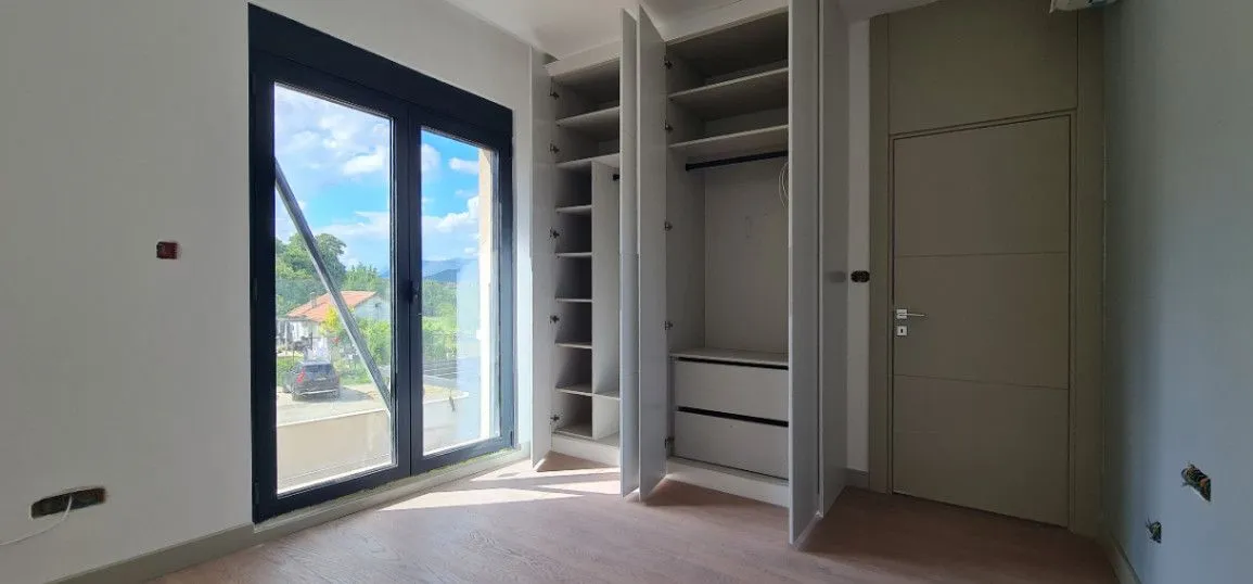 Prodaja, kuća, 200m², Danilovgrad, Crna Gora