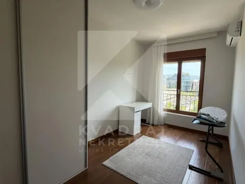 Rent, two bedroom apartment, 85m², Master Kvart, Podgorica - image 5