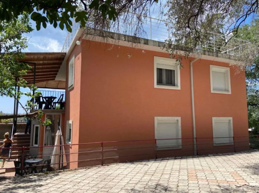 Sale, house, 186m², Sutomore, Bar