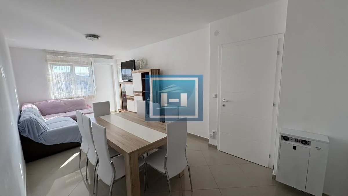 Izdavanje, jednosoban stan, 44m², Centar, Jagodina