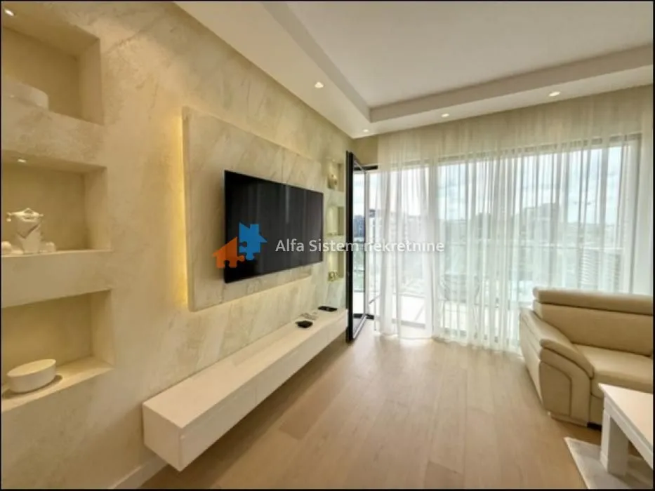Rent, four bedroom apartment, 122m², Savski Venac, Beograd