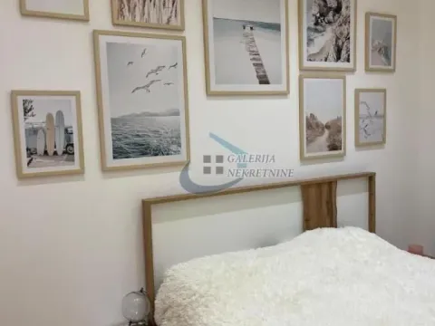 Sale, four bedroom apartment, 175m², Savski Venac, Beograd - image 16