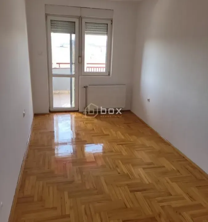 Izdavanje, jednosoban stan, 56m², Pantelej, Niš