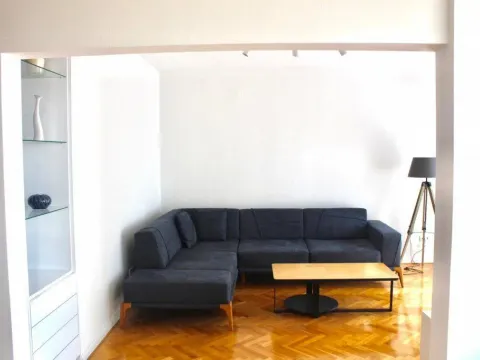 Rent, two bedroom apartment, 74m², Centar, Tivat - image 2