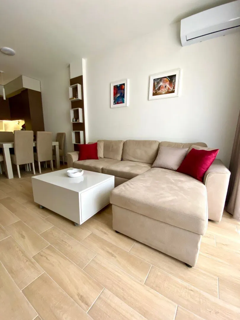 Rent, one bedroom apartment, 47m², Budva, Crna Gora