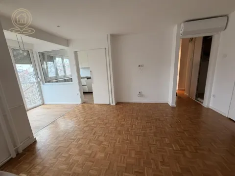 Prodaja, četvorosoban stan, 75m², Socijalno, Novi Sad Sve Podlokacije - image 2