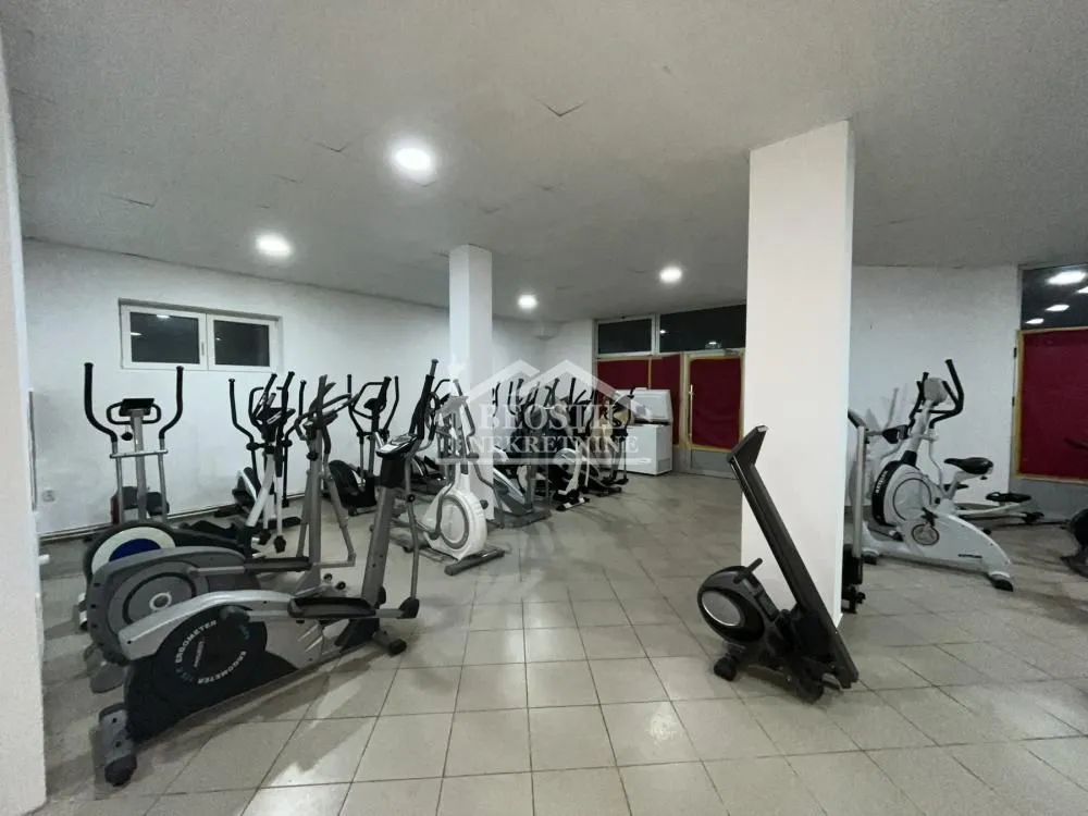 Rent, office space, 151m², Carina, Smederevo