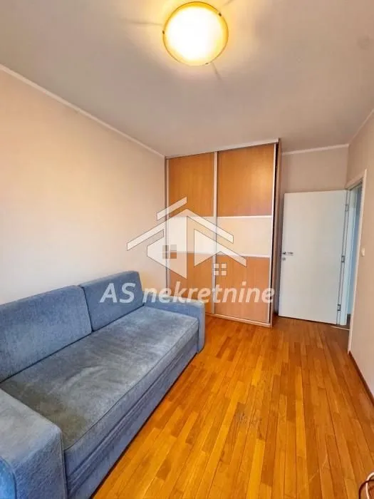 Izdavanje, trosoban stan, 67m², Lekino Brdo, Voždovac Sve Podlokacije