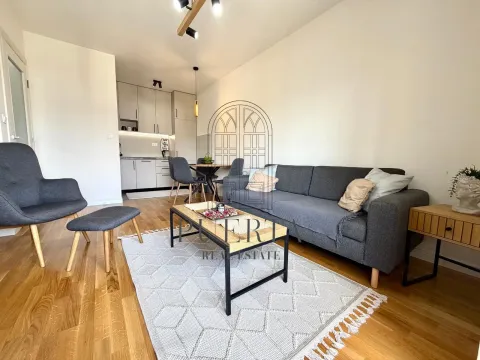 Rent, one bedroom apartment, 40m², Pobrežje, Podgorica - image 3