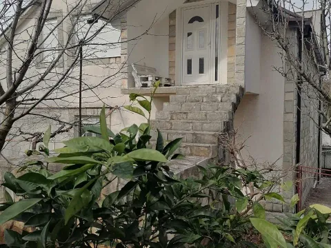 Rent, three bedroom apartment, 130m², Vranići, Podgorica - image 5