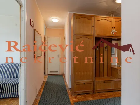 Sale, four bedroom apartment, 97m², Stari Grad, Beograd - image 12