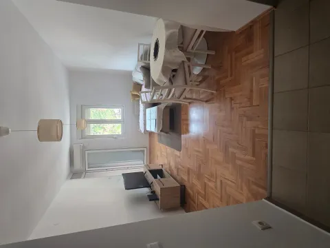 Izdavanje, dvosoban stan, 72m², Dubovica, Budva - image 2