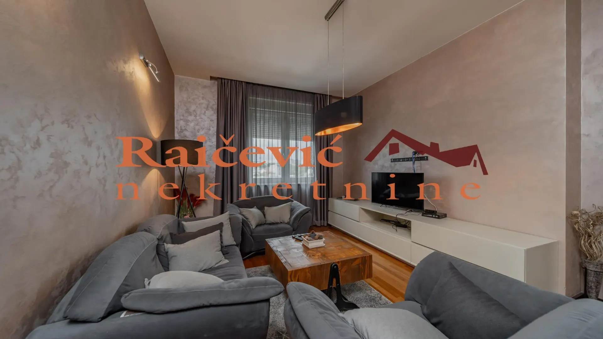 Sale, studio apartment, 85m², Vračar, Šid