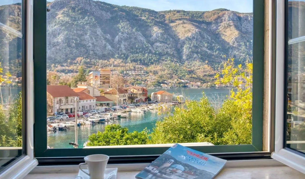 Sale, one bedroom apartment, 42m², Stari Grad Kotor, Kotor