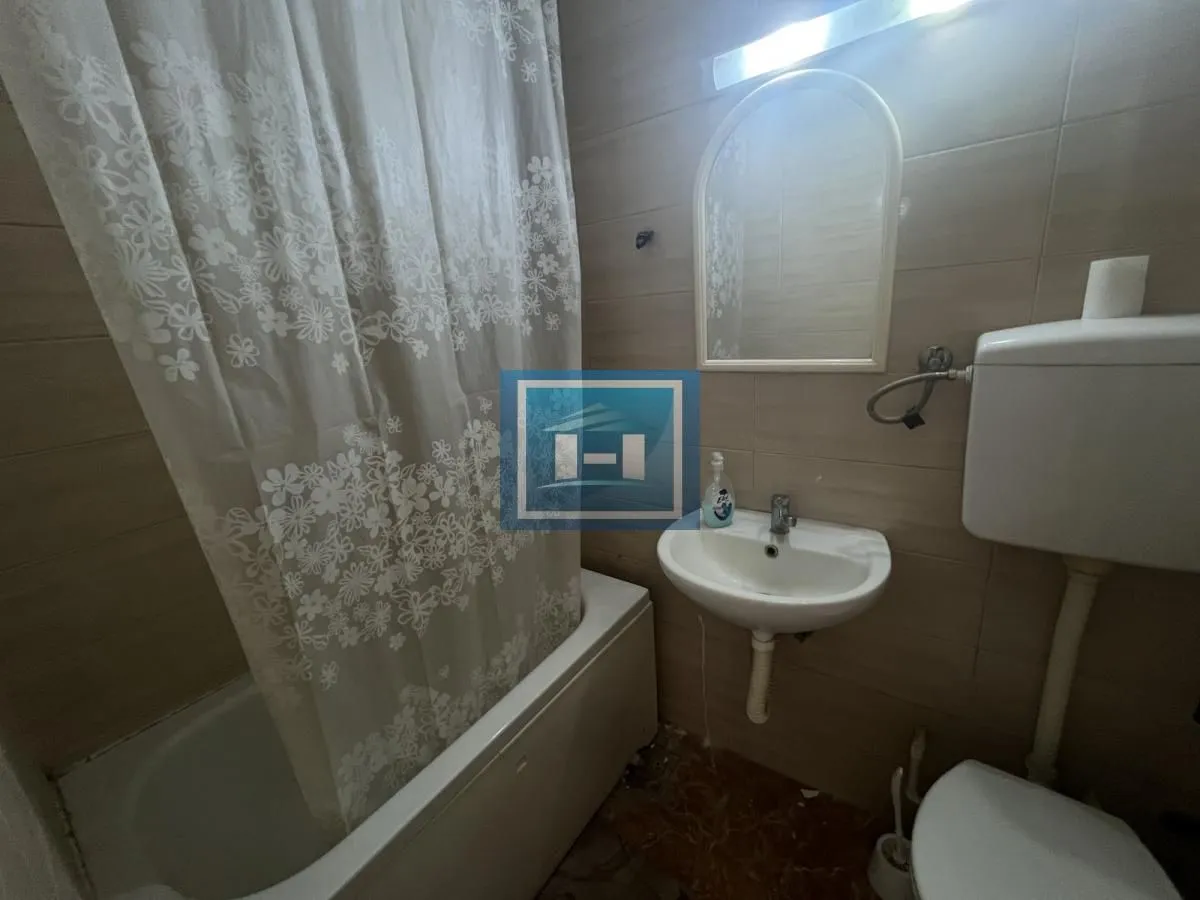 Prodaja, dvosoban stan, 60m², Kajsijar, Jagodina