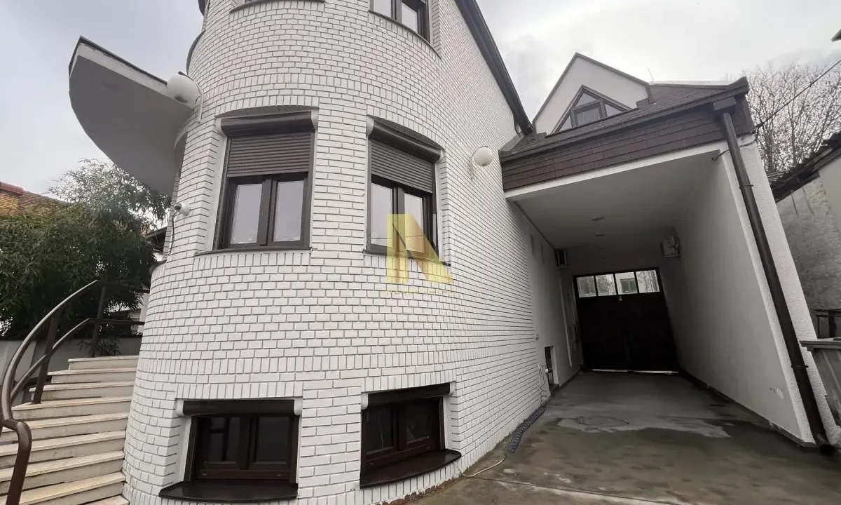 Sale, office space, 770m², Salajka, Novi Sad Sve Podlokacije