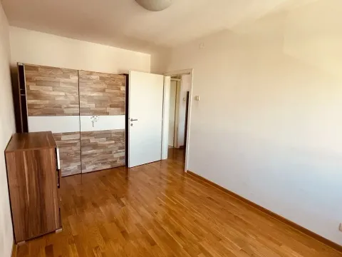 Rent, three bedroom apartment, 66m², Voždovac Sve Podlokacije, Beograd - image 16
