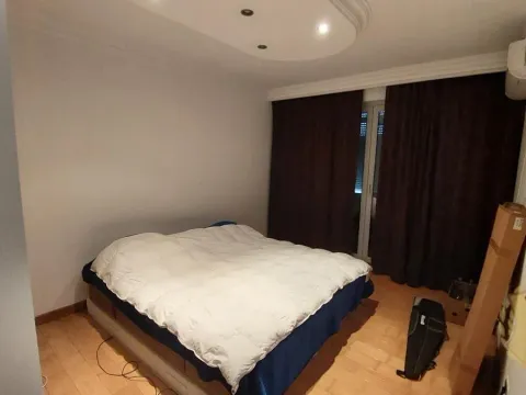 Izdavanje, trosoban stan, 70m², Vračar Hram, Vračar Sve Podlokacije - image 10