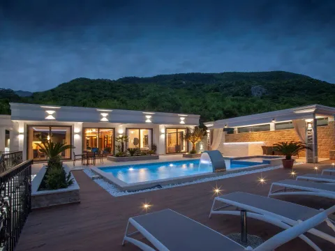 Rent, house, 190m², Prijevor, Budva - image 26