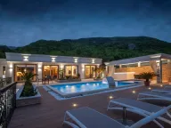 Rent, house, 190m², Prijevor, Budva - image 26