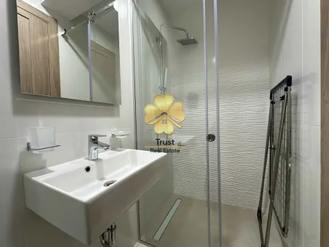 Izdavanje, dvosoban stan, 73m², Master Kvart, Podgorica - image 10