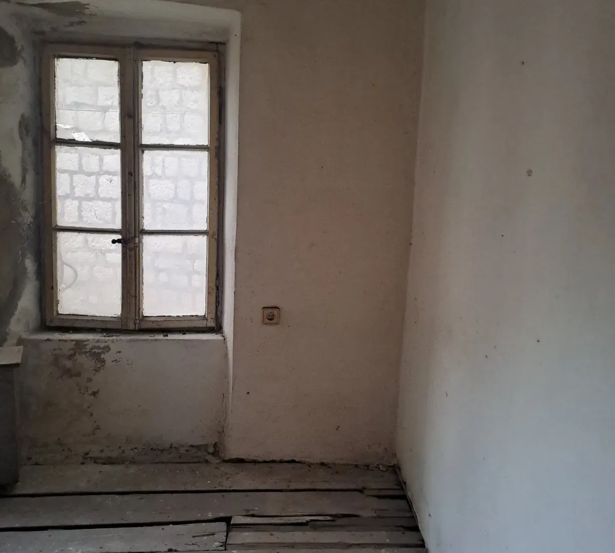 Prodaja, stan, 43m², Kotor, Crna Gora