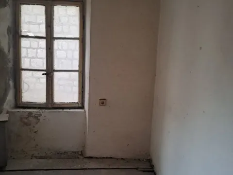 Prodaja, stan, 43m², Kotor, Crna Gora - image 5