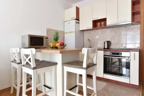 Rent, one bedroom apartment, 45m², Babilonija, Budva - image 3