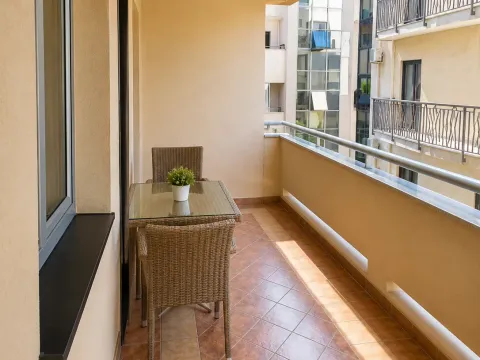 Izdavanje, dvosoban stan, 64m², Gorica C, Podgorica - image 5