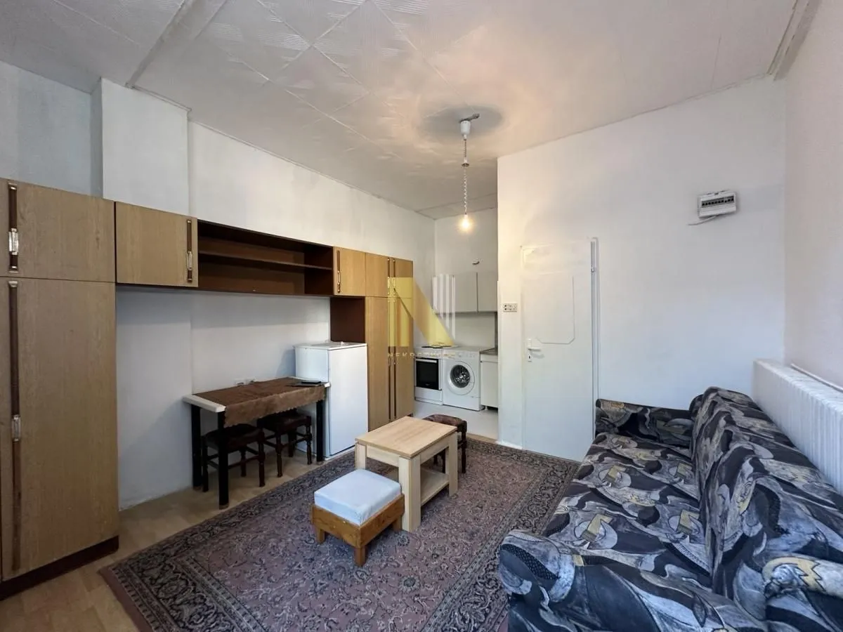 Prodaja, garsonjera, 20m², Bulevar Oslobodjenja, Novi Sad Sve Podlokacije