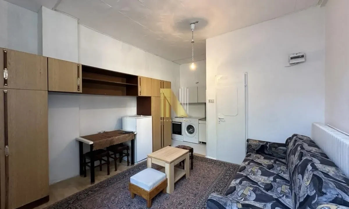 Prodaja, garsonjera, 20m², Bulevar Oslobodjenja, Novi Sad Sve Podlokacije