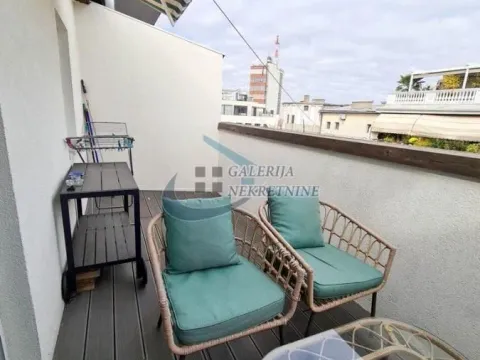 Izdavanje, dvosoban stan, 42m², Stari Grad, Beograd - image 11