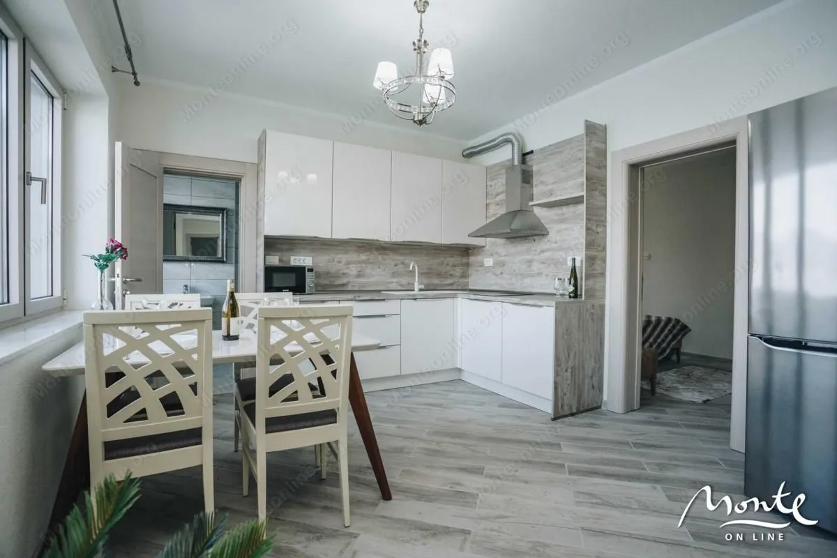 Prodaja, kuća, 314m², Tivat, Crna Gora