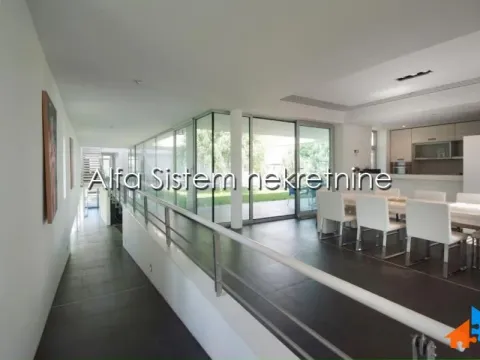Izdavanje, kuća, 560m², Veliki Mokri Lug, Zvezdara Sve Podlokacije - image 5
