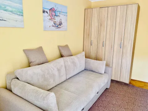 Prodaja, garsonjera, 24m², Centar, Bar - image 1