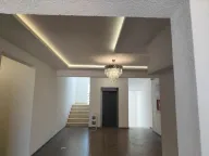 Prodaja, trosoban stan, 174m², Podgorica, Crna Gora - image 12