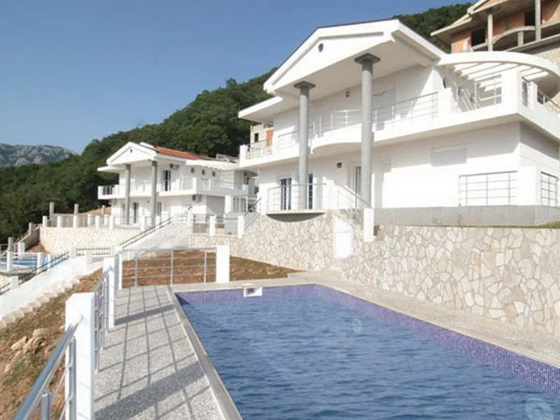 Prodaja, kuća, 400m², Bar, Crna Gora
