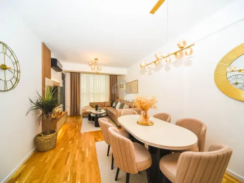 Rent, two bedroom apartment, 67m², Stari Aerodrom, Podgorica - image 1
