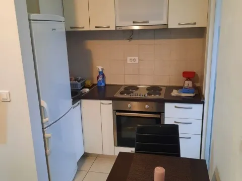 Rent, one bedroom apartment, 35m², City Kvart, Podgorica - image 4