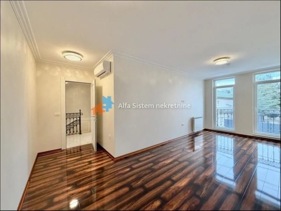 Rent, house, 510m², Banovo Brdo, Beograd