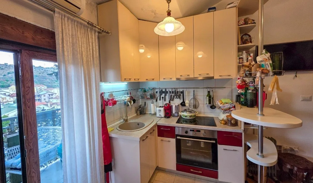 Prodaja, jednosoban stan, 35m², Nova Dalmatinska, Podgorica