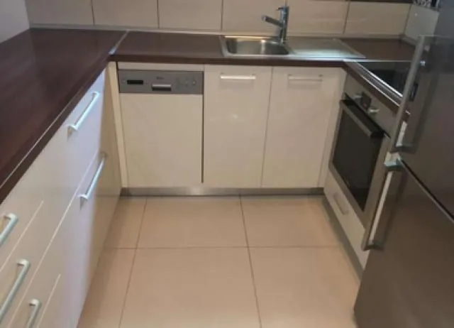 Rent, two bedroom apartment, 75m², Savski Venac, Beograd