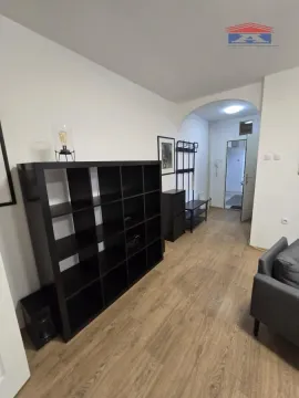 Izdavanje, dvosoban stan, 54m², Grbavica, Novi Sad Sve Podlokacije - image 4