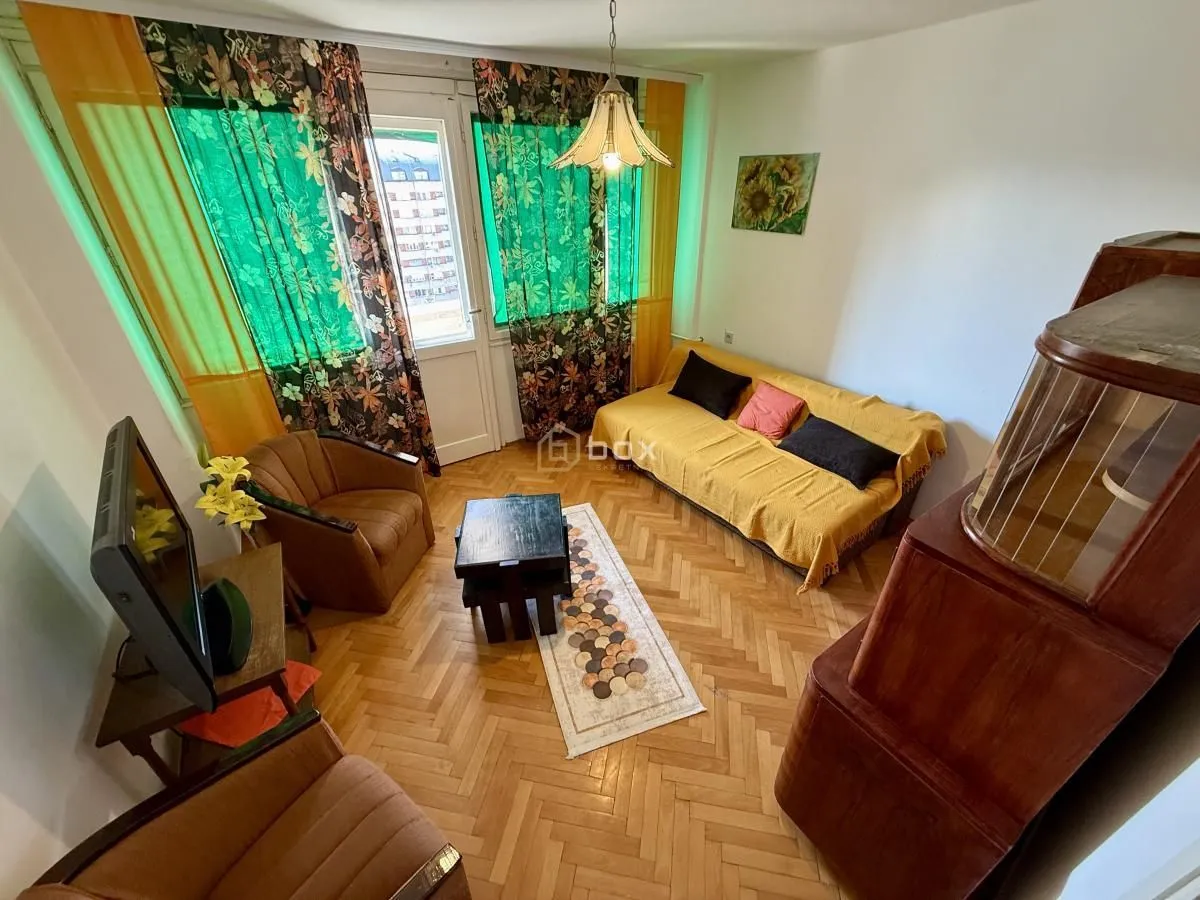Izdavanje, trosoban stan, 75m², Crveni Pevac, Niš