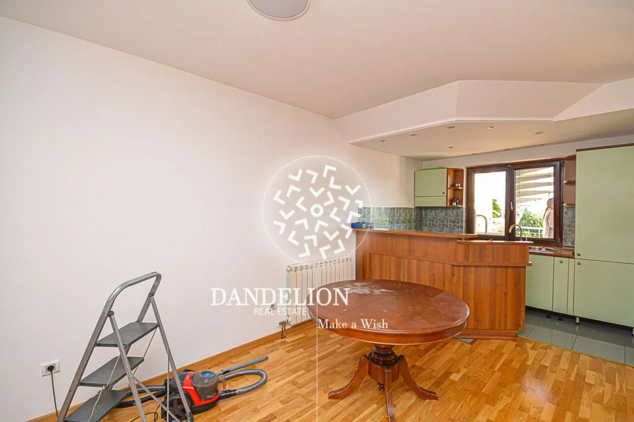 Rent, three bedroom apartment, 110m², Gorica C, Podgorica
