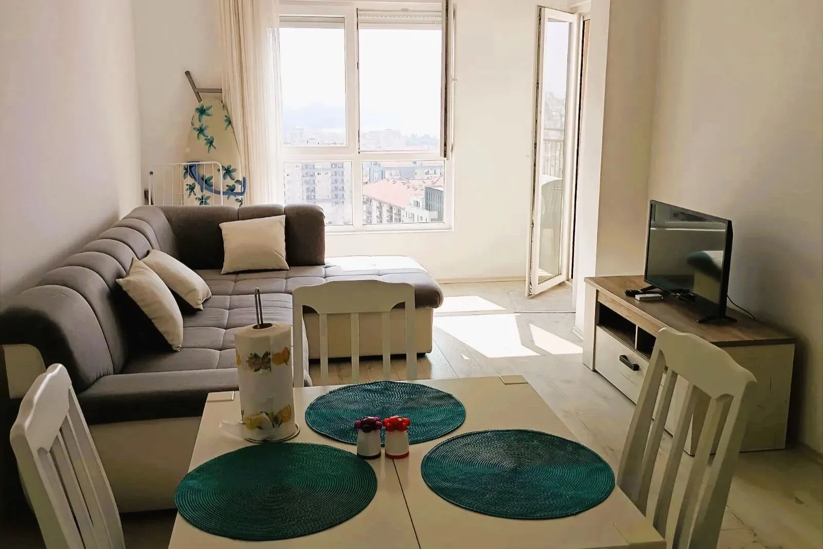 Izdavanje, stan, 45m², Budva, Crna Gora